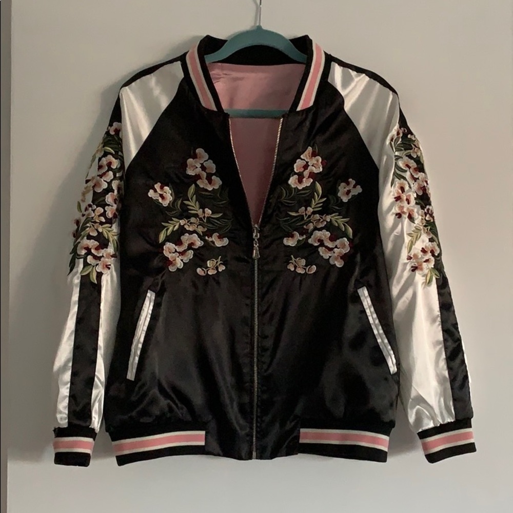 Ladies light jacket super cute! 👍🏼👌🏼💕💕